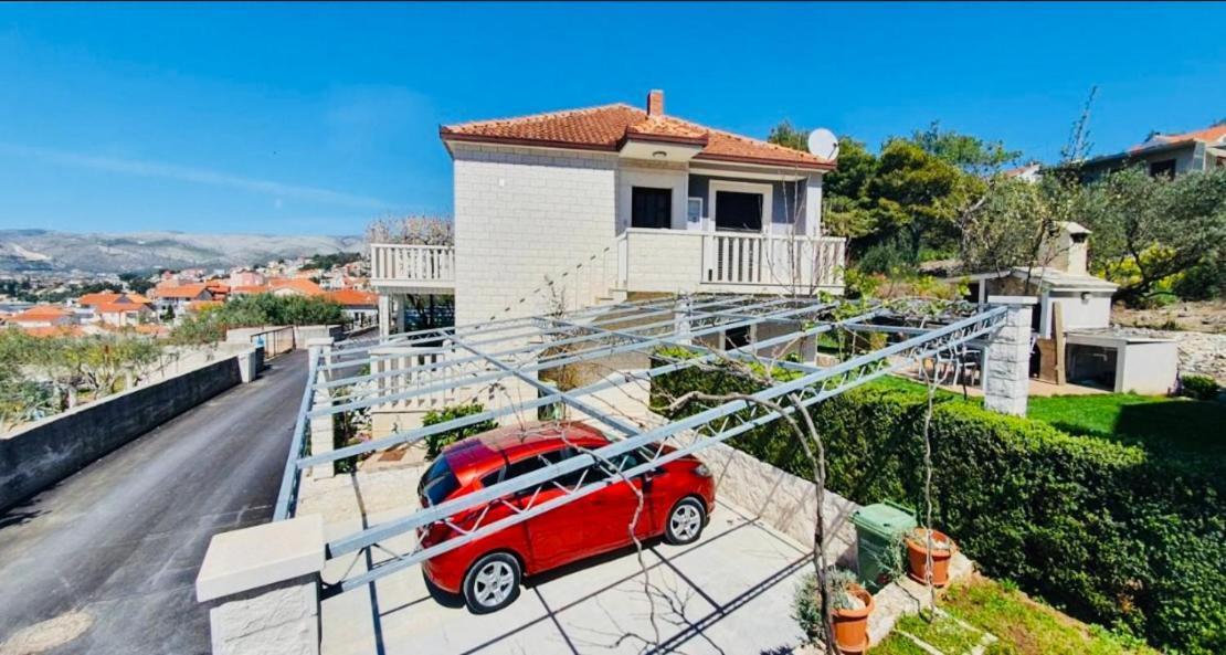 Apartments Mia Okrug Gornji Luaran gambar