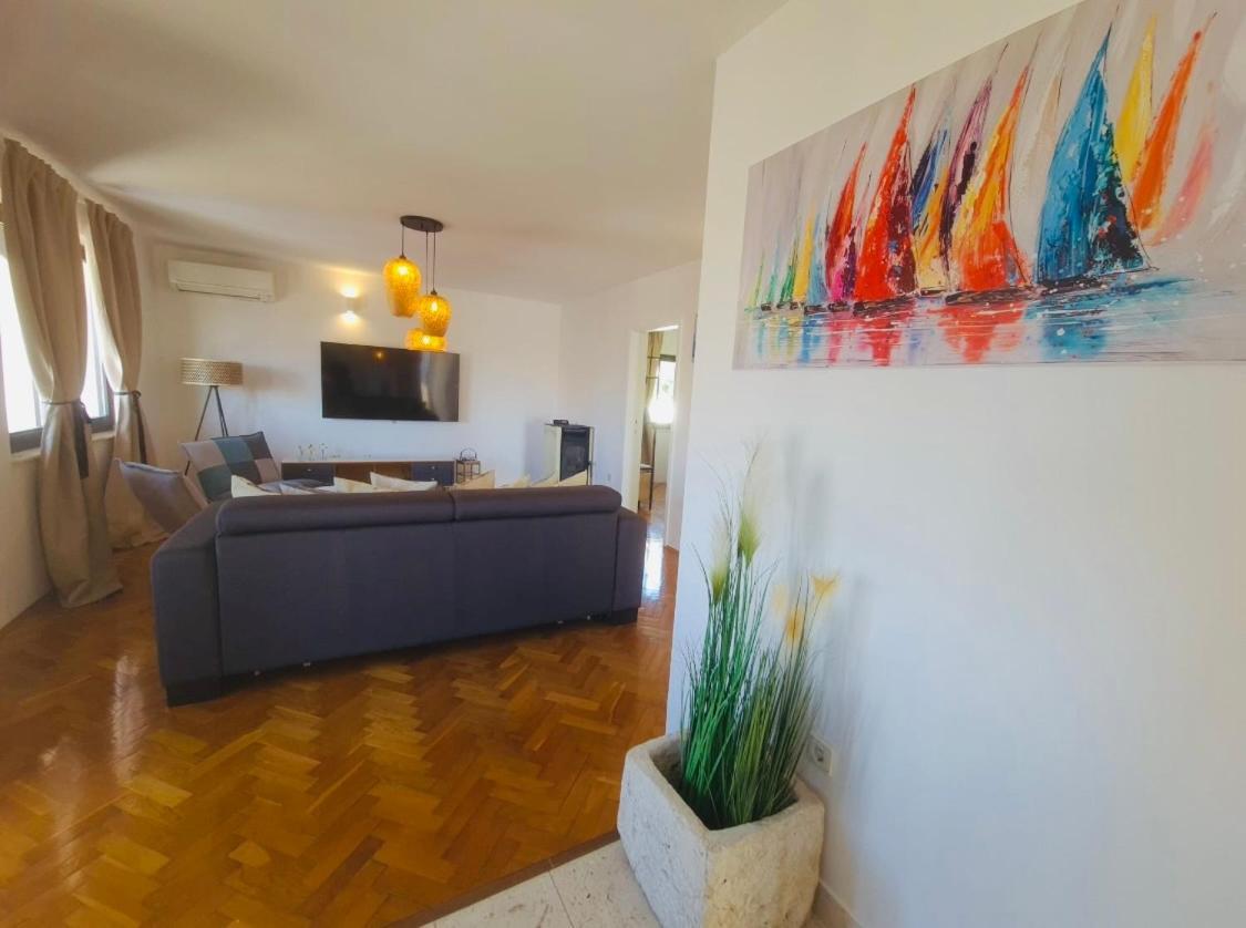Apartments Mia Okrug Gornji Luaran gambar