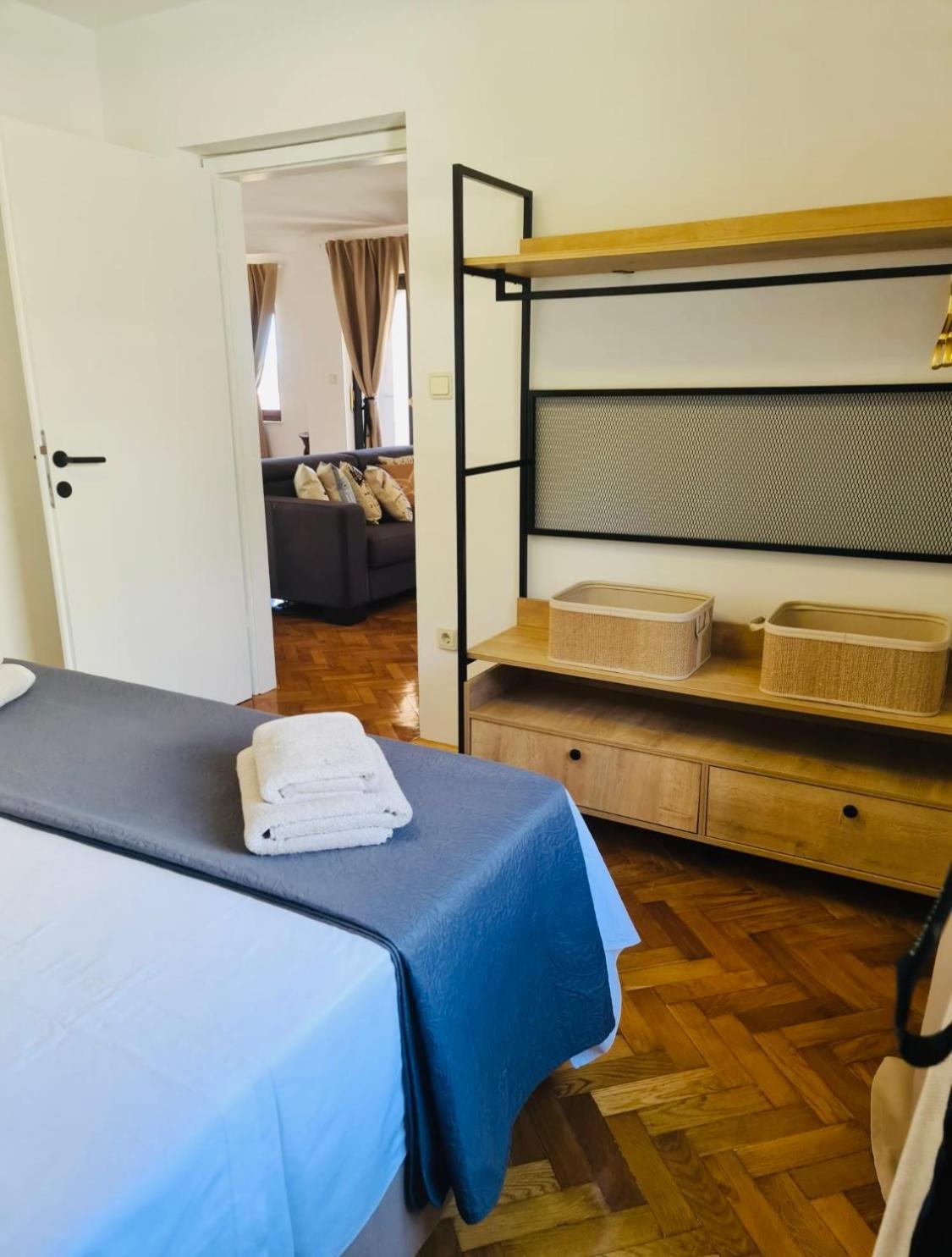 Apartments Mia Okrug Gornji Luaran gambar
