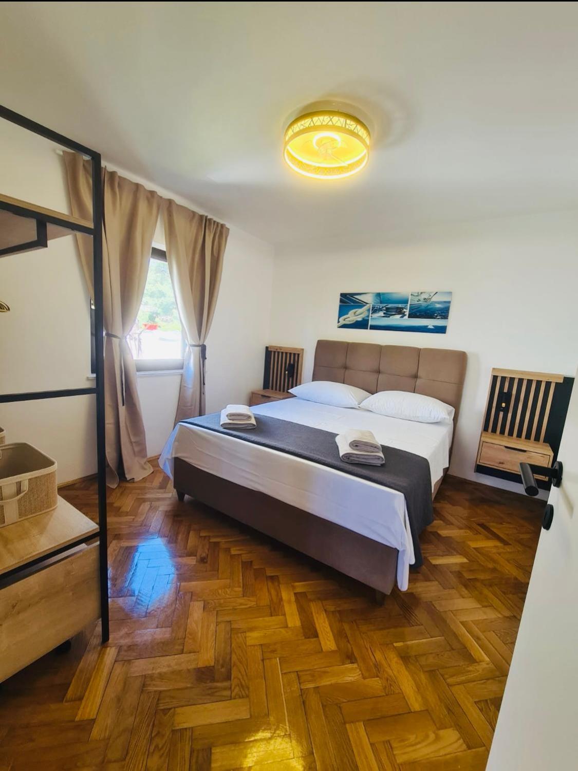 Apartments Mia Okrug Gornji Luaran gambar